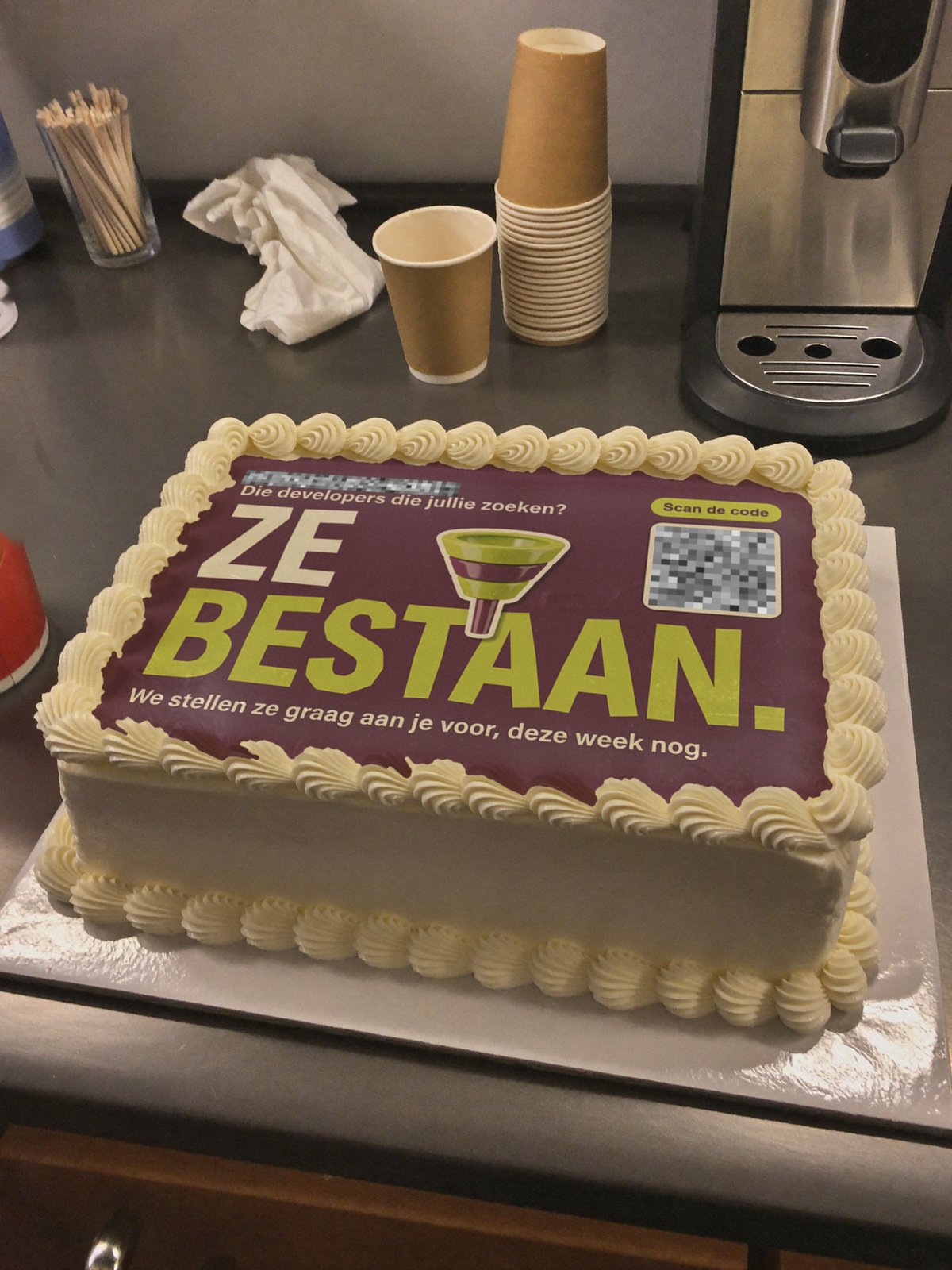 Voorbeeldcake op kantoor: Die developers die jullie zoeken? Ze bestaan.